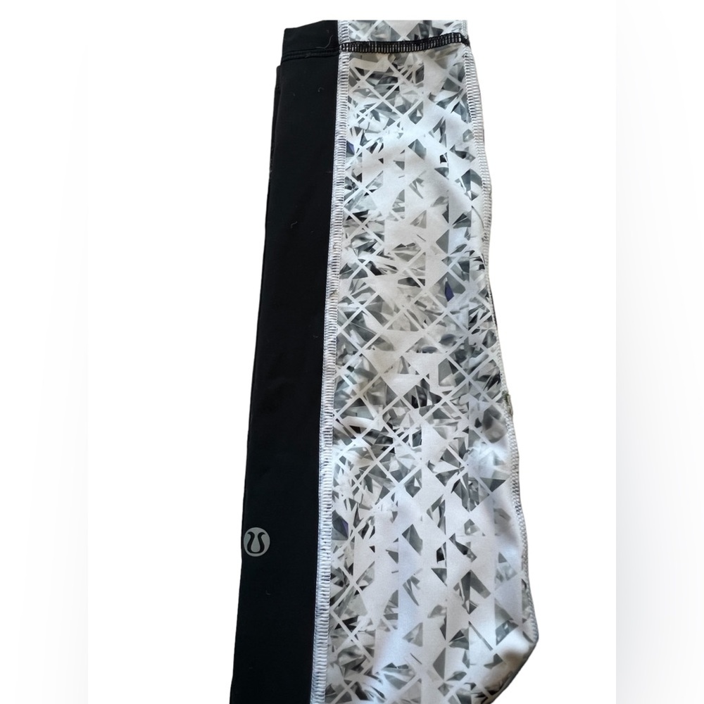 Lululemon High Rise Running Tights - Limited edition Size 4 - Picture 2 of 4
